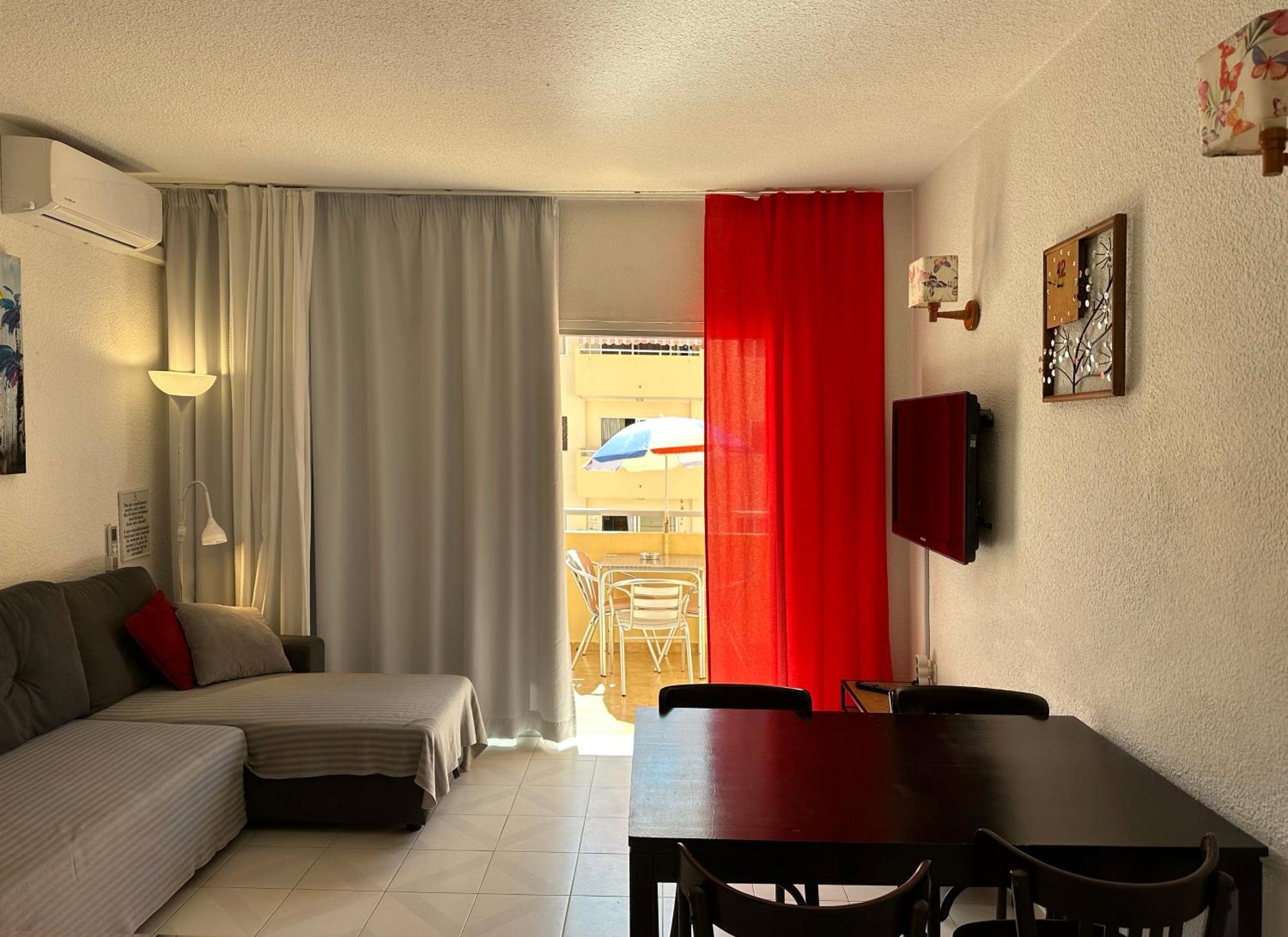 Apartments In Los Cristianos, Tenerife, Canary Islands Los Cristianos  Exterior photo